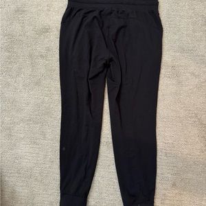 good condition, they just don’t fit me anymore